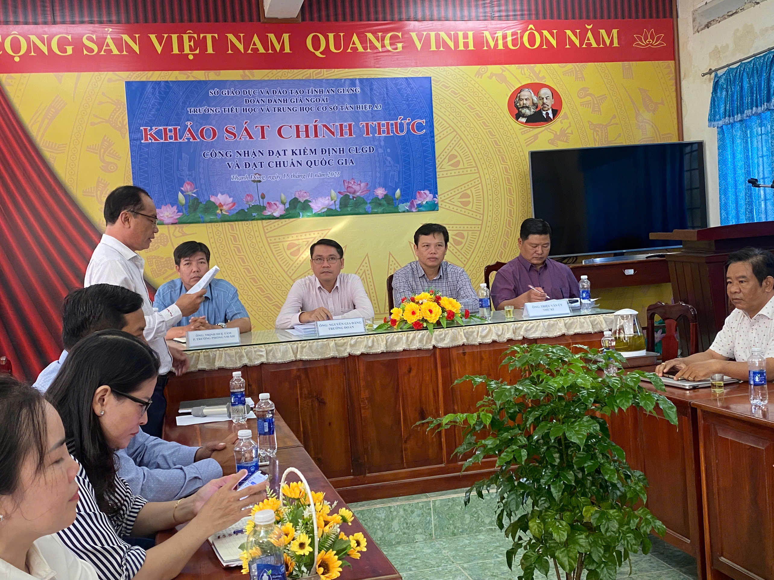 z7230134549076_fe1b9cbdfd5f40e9fd1661c56da61870